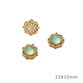 Achteckige 13x13mm vergoldete Zwischenperlen mit grünen Steinen für DIY-Schmuckzubehör - Blumenraute Gold Grün Glas / 13x13mm