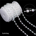 Catena di perle acriliche color AB con sfere da 10mm e 4mm per decorazioni fai-da-te - Sfera sfaccettata / 10mm/4mm (Confezione da 15m) / Bianco AB