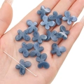 Perline a farfalla in acrilico blu marmo traslucido per la creazione di gioielli - 30 Pezzi (17x13mm) / Blu Notte