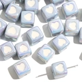 Irillerende paarse acryl kubuskralen met wit hart voor het maken van DIY-sieraden - Vierkant Stijl / 12mm (2 Stuks/Verpakking) / Blauwe Kubus Wit Hart