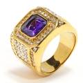 Luxe gouden ring met rechthoekige paarse edelsteen en pavé kristallen - Gouden En Dieppaarse Edelstenen