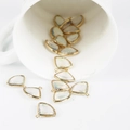 Gouden waaiervormige hanger met wit opaalafwerking voor doe-het-zelf oorbellen maken - 2 Stuks/Set / Wit