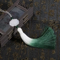 Pendentif lotus en jade avec pompon dégradé blanc et vert pour accessoires Hanfu - 1 Pièce/Paquet (Cordon env. 8cm, Gland env. 13cm, Longueur totale env. 26cm) / Vert Foncé Dégradé