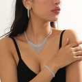 Set elegante di collana con nappe di strass argento, orecchini e bracciale coordinati - Combo Tre Pezzi Nappine in Strass (G0187+G0033)