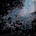 Regenbogen-Aurora-Glasperlen für DIY-Schmuck und Nagelkunst-Bastelarbeiten in Großpackung - 30g/Packung Durchmesser 2-3.5mm / Rosa-Weiß-Blau Serie