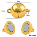 Spherical magnetic jewelry clasp in shiny gold finish for necklaces and bracelets - Spherical Style (FKC023-26)