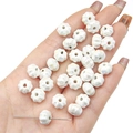 Witte iriserende keramische bloemkralen voor doe-het-zelf sieraden met parelglans - 10mm (6 stuks) / Wit