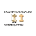 Makro-Detail des goldenen Buchstabe I Anhängers mit Strass und Maßen von 0,5cm x 0,9cm - Buchstabe I (TZ-TP1751-02)