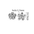 Vista dettagliata della perla a fiore placcata oro 18K argento con foro da 1,5 mm - Stile A-Argento / Diametro 14.5mm (Foro 1.5mm)