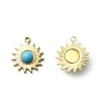 304 Edelstahl Sonnenanhänger mit Türkis-Inlay und Goldfinish für DIY-Schmuckherstellung - Sonnenform Goldfarbe Blauer Türkis Stil (TP1200-02-blue)