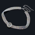 Funkelndes mehrreihiges Strass-Choker-Halsband mit AB-Kristall-Finish und Ringdetail - AB Weiß
