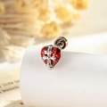 Orecchino a perno gotico in argento con cristallo a cuore rosso e croce argentata - Orecchino a Bottone Cuore con Croce (Singolo)