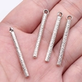 Pendenti a barra in metallo martellato argento antico per campanelli e gioielli fai-da-te - 34x3x3mm / Argento antico