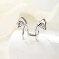 Titanium steel cat ear cuff with micro-p鑲zirconia, U-shaped non-piercing earring - White (Single Piece)
