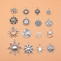 Set di 16 ciondoli a forma di sole in argento vintage per la creazione di gioielli fai da te - Set di 16 Ciondoli Sole (L10272) / Argento Antico