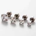 Ohrstecker-Set aus Titanstahl mit klarem Zirkonia in vier Größen und Schraubverschluss - 3mm / Weiß