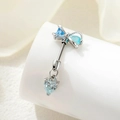 Silberner Bauchnabelpiercing mit hellblauer Herz-Kristall und Schleifen-Design - Blaue Schleife + Blaues Herz (A509-1) / Edelstahl Außenspirale / Silber/Blau