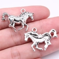 Vintage silver alloy horse pendant charm for DIY jewelry making and necklace crafts - Ancient Silver (B16101)