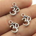 Drie zilveren Om-symbool hangers van legering voor DIY vintage sieraden maken - Antiek Zilver