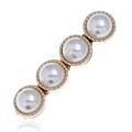 Barrette dorée élégante ornée de quatre grandes perles nacrées blanches alignées - Barrette Perle Texture Torsadée (WFJ017)
