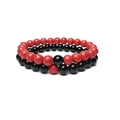 Dettaglio di braccialetti di coppia con perle da 8mm rosse e nere in pietra naturale - 8mm / Turchese Rosso E Nero Lucido