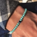 Elastisches Armband aus blauen Natursteinen mit Evil-Eye-Schutzperle für Herren - Blauer Türkis