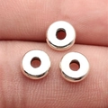 Perles d'espacement en métal argenté antique sur le bout du doigt pour la taille - 8x8x2.5mm / Argent antique