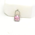 Silberner Schlossanhänger mit facettiertem rosa Edelstein und runder Aufhängung - Silbernes Schloss (Rosa Zirkonia)