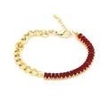 Dettaglio della maglia cubana dorata e degli zirconi rossi sul bracciale in stile hip hop - Stile patchwork con catena cubana e zirconia color rubino (14#)