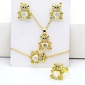 Detailed set of golden bear jewelry featuring heart stones and inlaid zircons - Gold Plated (White)