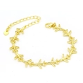 Detail eines goldenen Flugzeug-Armbands mit Zirkonia und verstellbarer Herz-Verlängerungskette - Flugzeug Stil (13#) / Gold
