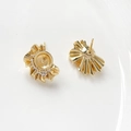 Dettaglio di basi per orecchini a ventaglio placcate oro 14k con zirconi per fai da te - Oro 18K