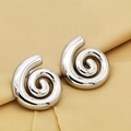 Polierte silberne spiralförmige Schnecken-Ohrstecker mit glänzendem Finish - Silber Dimensionaler Schnecken-Spiral-Stil