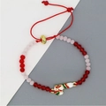 Detailaufnahme des verstellbaren Weihnachtsarmbands mit Zuckerstange und Perlen - Zuckerstange Anhänger Rot Rosa Perlenarmband (05#)