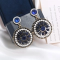 Retro-Haarspange für Dreadlocks mit blauen Kristallen und weißen Strasssteinen verzierter Ring - Rund Königsblau Antik-Gold (EH2583)