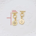Makroansicht des vergoldeten Hamsa Hand OT-Knebelverschlusses mit Maßen 12mm x 33mm - Goldene Hamsa-Hand-Modell (4#)