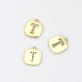 Detail eines quadratisch vergoldeten T-Anhängers mit Zirkonia für DIY-Schmuck - Buchstabe T (20# Einzelpreis)