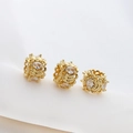 Vue macro de perles creuses plaquées or 18k avec zircons incrustés pour bijoux DIY - Pièce Unique / Style Doré (1#)