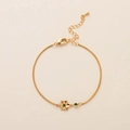 Pulsera de flores dorada con colgante de circón verde y piedra de nacimiento en crema - Pulsera / Pulsera de Espino de Mayo