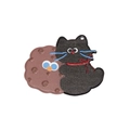 Ciondolo gatto nero in acrilico con biscotto al cioccolato, finitura opaca e nastro rosso - Gatto con Biscotto