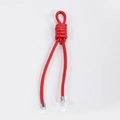 Pendentif en cuir tressé rouge minimaliste avec embouts cylindriques en métal argenté - Rouge