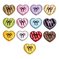 Perle a cuore in acrilico con motivi a fiocco in 13 colori per creazione gioielli - Colore Casuale