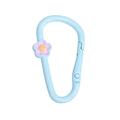 Lichtblauwe karabijnhaak met roze bloem voor DIY sleutelhangers en tasaccessoires - D-Ring Bloem / Waterblauw
