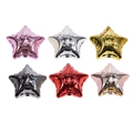 Sternförmige Perlen mit Good Luck-Gravur in Metallic-Optik für DIY-Schmuckherstellung - Metallischer Stern Zufällige Farbe