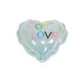 Hellblaue herzförmige Acrylperle mit HOT LOVE Text für DIY-Schmuckherstellung - Gelee Herz Aquablau