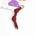 Portachiavi in pelle intrecciata rosso scuro con anello argento e nodo artigianale - Rosso Ancorra