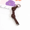 Portachiavi in pelle caffè scuro con anello in metallo argento e design a nodo intrecciato - Caffè Marrone