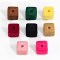 Perles rectangulaires floquées colorées avec trou central en huit nuances mates douces - Carré / Couleur Aléatoire