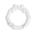 Chiusura a molla rotonda in lega bianco perlato con un ciondolo a fiocco decorativo - Bianco Perlato
