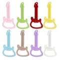 Siliconen hangers in gitaarvorm in acht kleuren met decoratieve tekst in reliëf - Willekeurige Kleur